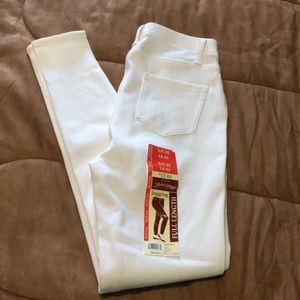 Leggings Women’s small (4-6) white NWT